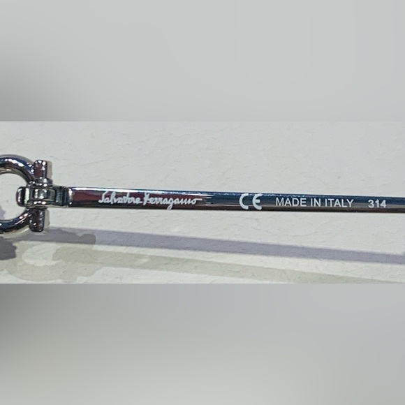 New Women’s Salvatore Ferragamo Eyeglasses - Picture 4 of 9